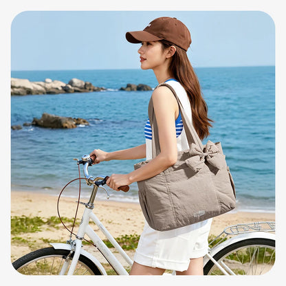 Le Tote Colette — Casual Chic