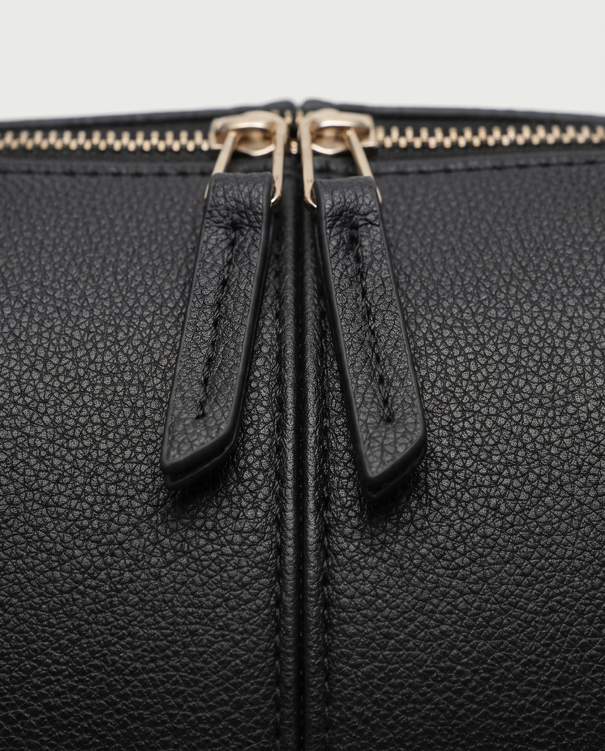 Le Cuir Édition Paris — Allure Parisienne