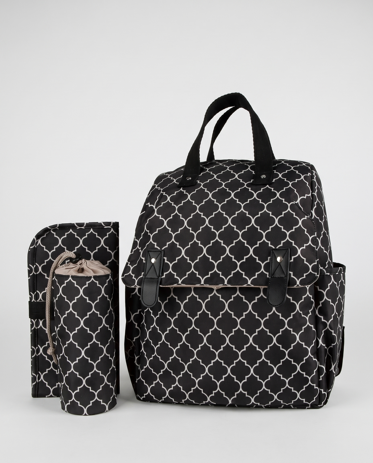 Le Trio — Tout-en-Un Chic